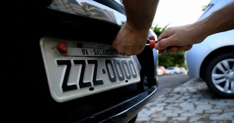 Substituição para Placas Padrão Mercosul